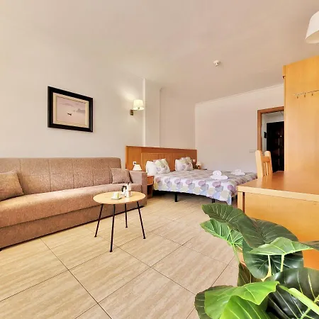 Palm View Apartament *