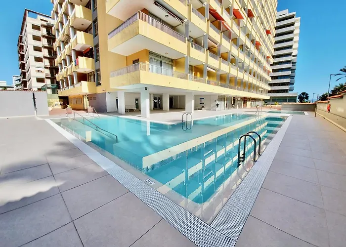 Palm View Apartment *