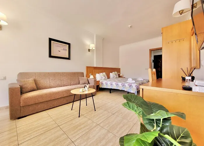 Palm View Apartament *